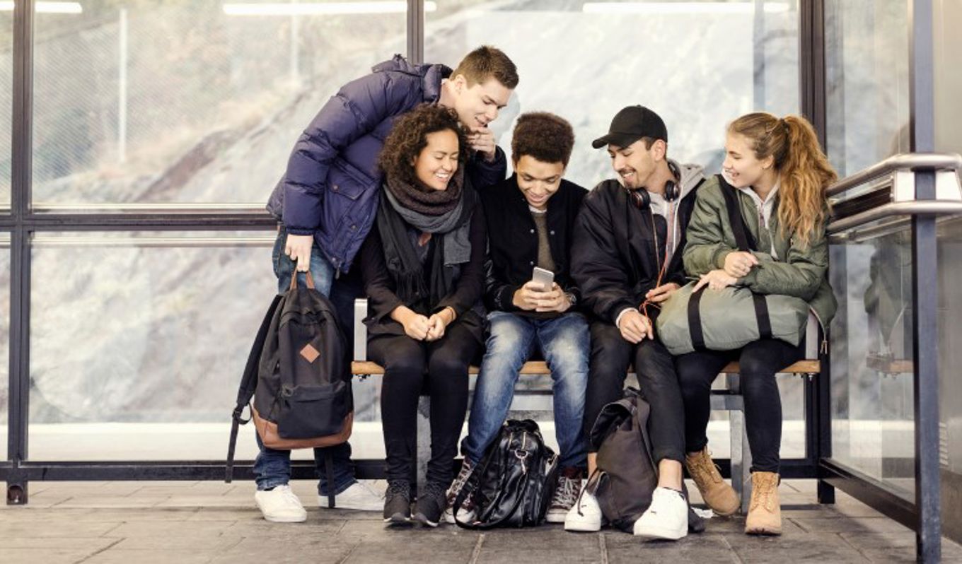 Foto: NTB scanpix Credit: Oslo kommune Gjeng med ungdom på videregående skole.